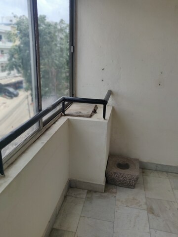 Furnished Amenities in 3 BHK Apartment at The Residence Banjara Hills, Banjara Hills – for Rent