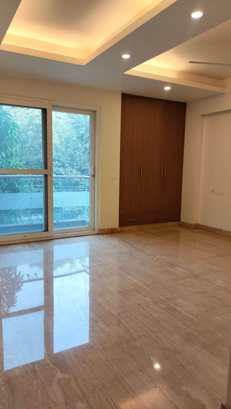 Room, vasant vihar 4 Bedroom 3600 Sq.Ft. Apartment In Vasant Vihar Delhi 8893694