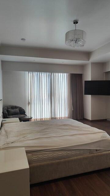 Bedroom in 4 BHK Apartment at Bombay Realty One ICC, Wadala – for Rent