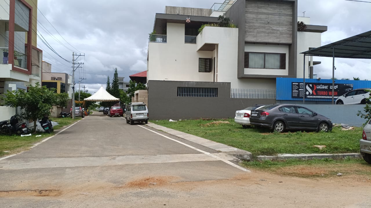 Plot For Sale in Dattagalli