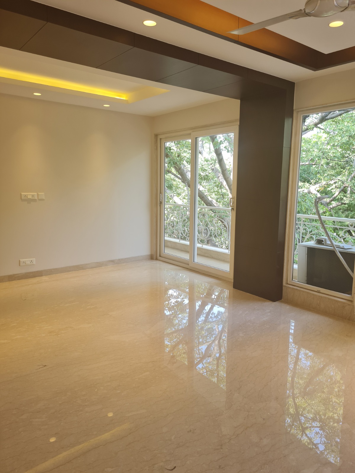 3 BHK + Pooja Room,Servant Room,Study Room,Extra Room Apartment For Rent in Greater Kailash II