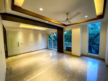 Living Room in 4 BHK Apartment at Greater Kailash ii – for Rent