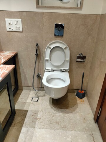 Bathroom in 4 BHK Apartment at RWA Hauz Khas Block C 5, Hauz Khas – for Rent