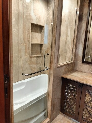 Bathroom in 4 BHK Apartment at RWA Hauz Khas Block C 5, Hauz Khas – for Rent
