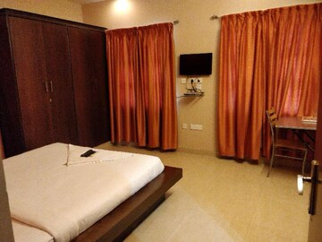 Bedroom in 3 BHK Builder Floor at Domlur – for Rent