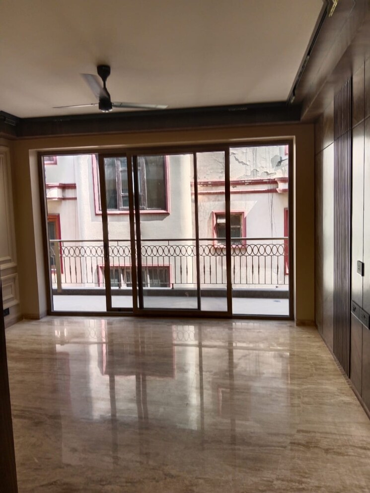 Room, greater kailash i 5 Bedroom 10000 Sq.Ft. Apartment In Greater Kailash I Delhi 8893757