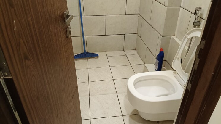 Bathroom, meghan-apartment 2 Bedroom 900 Sq.Ft. Apartment In Lower Parel Mumbai 8893778