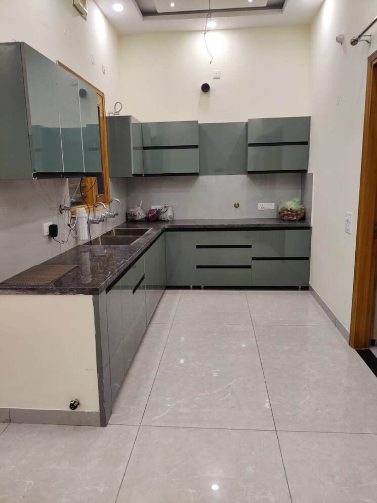 Kitchen, sushma-grande-nxt 3.5 Bedroom 2200 Sq.Ft. Apartment In Lohgarh Zirakpur 8893800