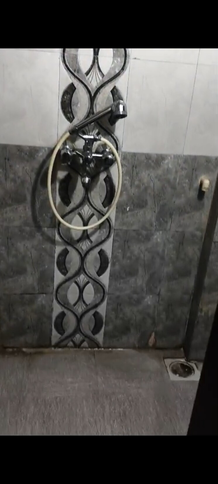  Parking, nagari-niwara-chs 1 RK 320 Sq.Ft. Apartment In Goregaon East Mumbai 8893810