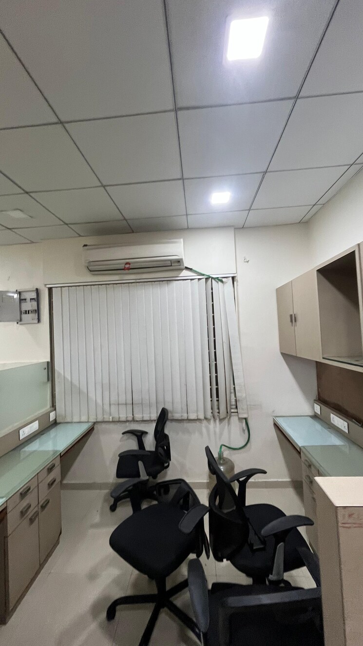Team Area, damji-shamji-business-78 Commercial Office Space 560 Sq.Ft. In Kanjurmarg West Mumbai 8893807