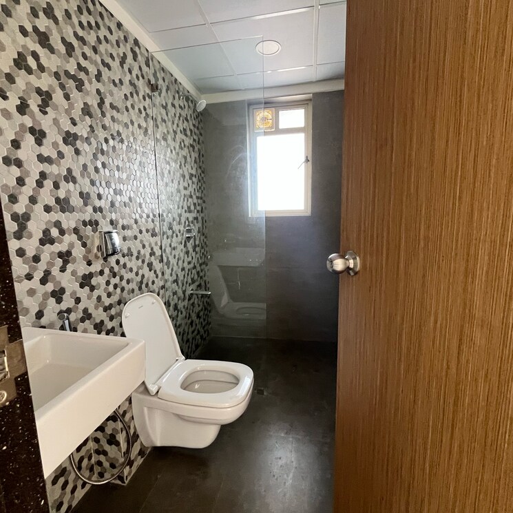 Bathroom, supreme-estia-phase-1 3 Bedroom 1305 Sq.Ft. Apartment In Baner Pune 8893840