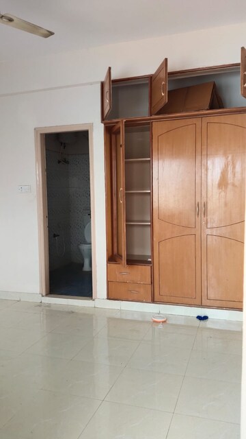 Room in 2 BHK Apartment at CR Enclave, Kodihalli – for Rent