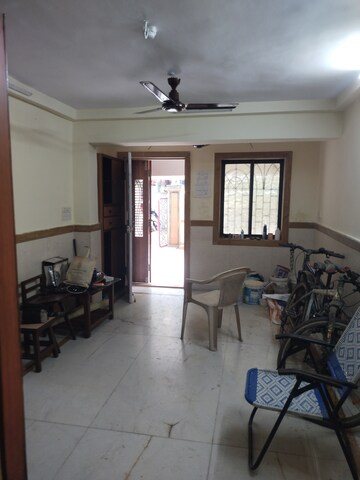 Living Room in 1.5 BHK Villa at Chembur – for Rent