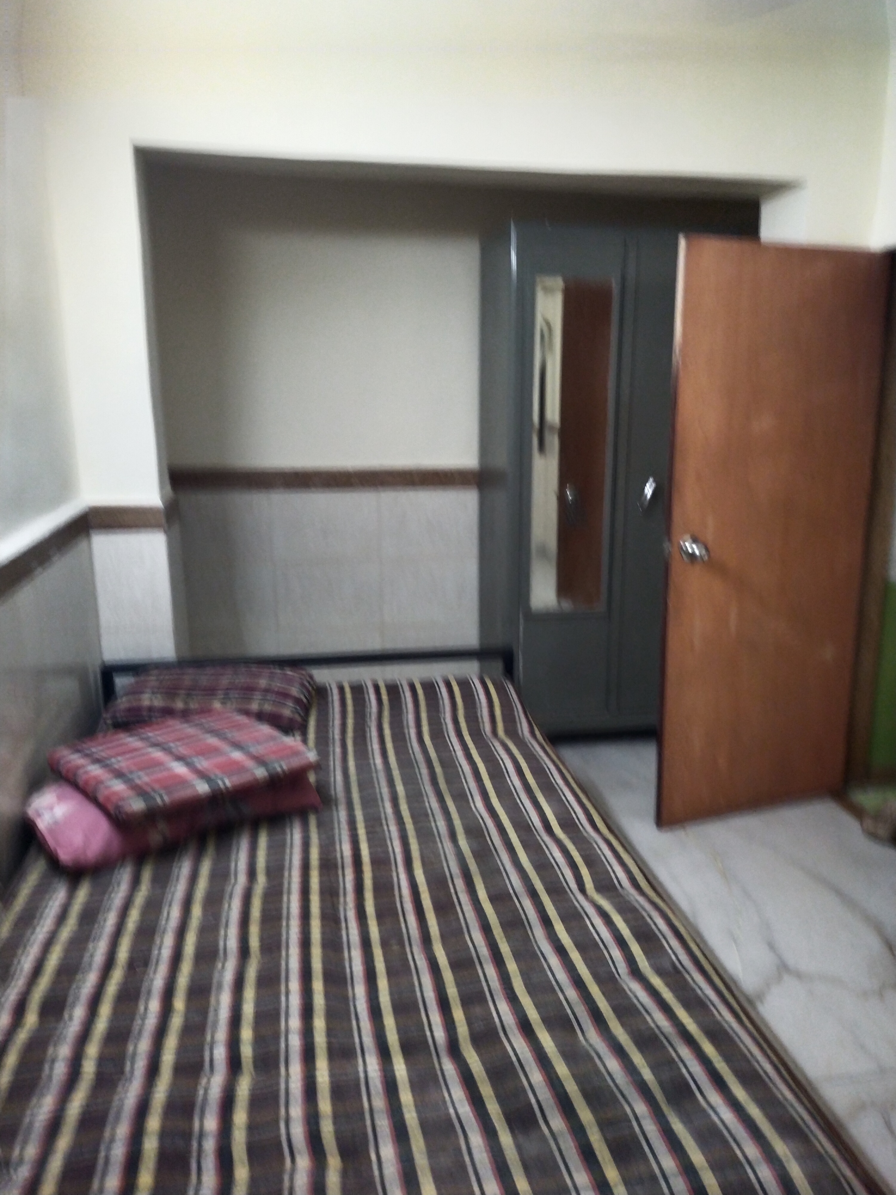 1.5 BHK + Study Room Villa For Rent in Swastik Chember Singal 