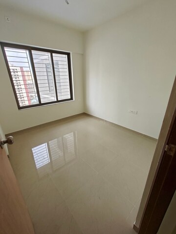 2 BHK Apartment For Rent in LnT Realty Crescent Bay, Parel
