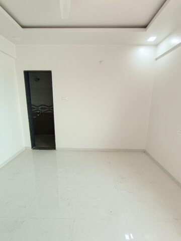 Room in 1 BHK Apartment at Mahindra Antheia, Pimpri – for Rent