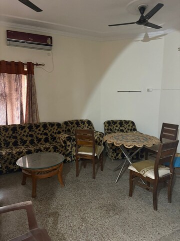 Living Room in 3 BHK Builder Floor at Gomti Nagar – for Rent