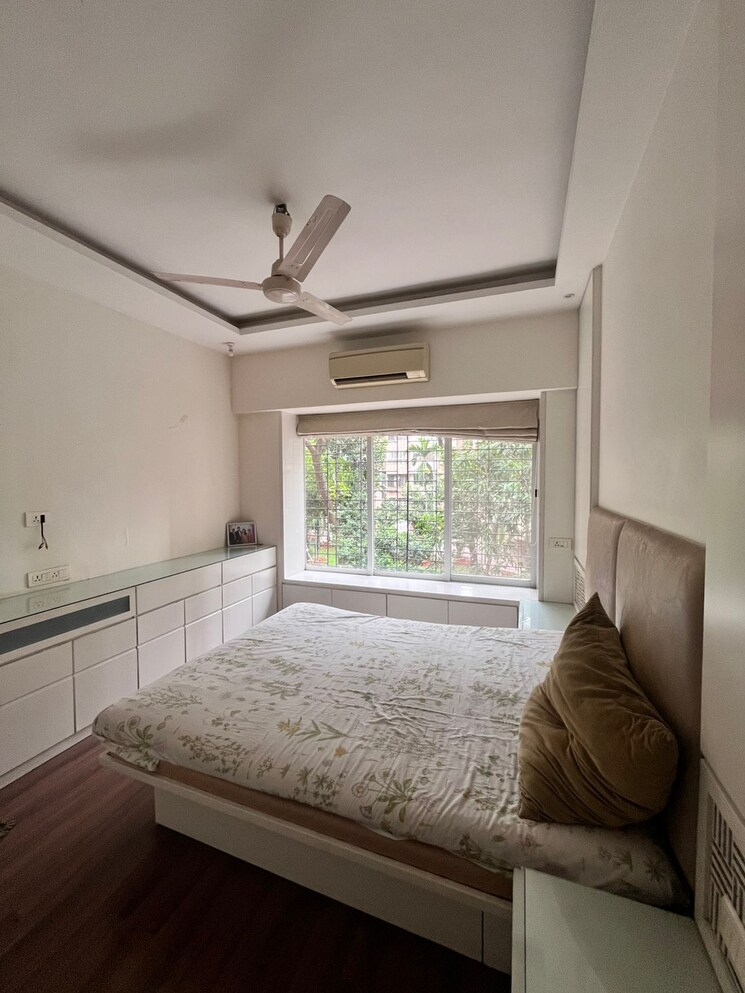 Bedroom, andheri west 2 Bedroom 900 Sq.Ft. Apartment In Andheri West Mumbai 8893910