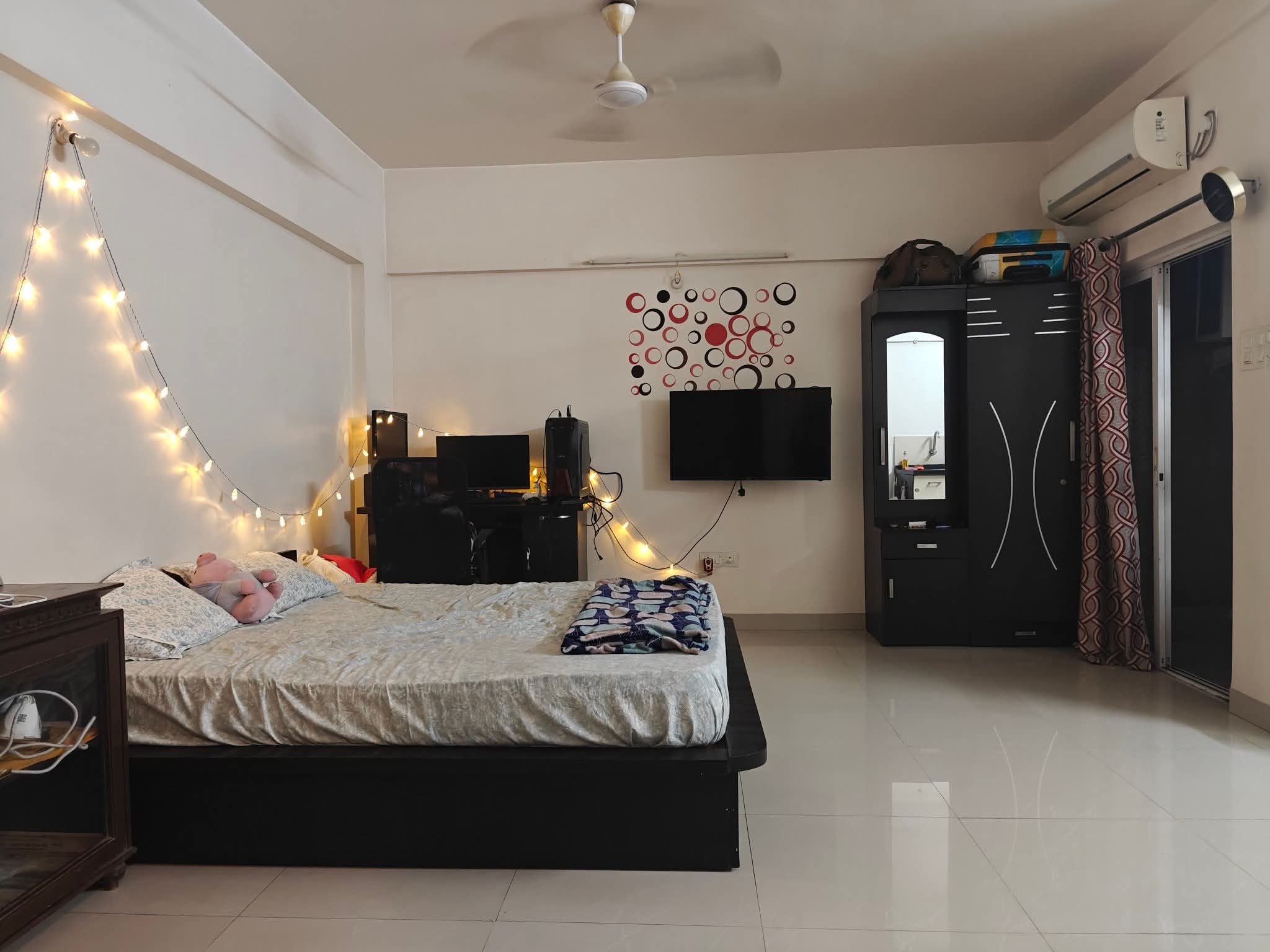 Pg For Rent in Rambaug Colony