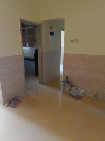 Room in 2 BHK Apartment at Rashmi Dhruvita Park, Vasai East – for Rent