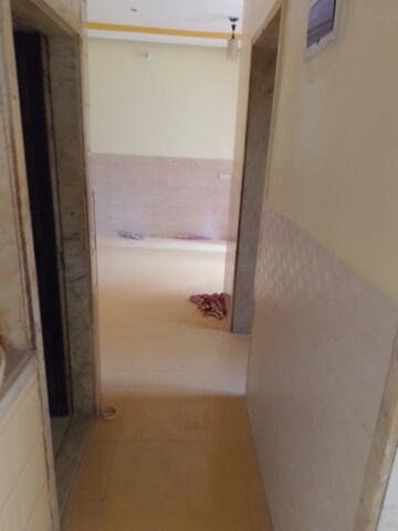 Room in 2 BHK Apartment at Rashmi Dhruvita Park, Vasai East – for Rent