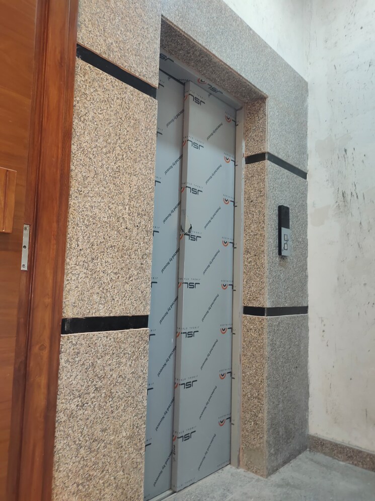 undefined, greater kailash i 3 Bedroom 208 Sq.Yd. Builder Floor In Greater Kailash I Delhi 8893924