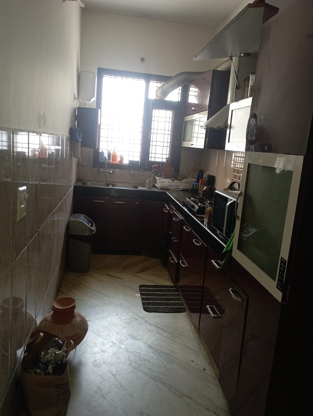 2.5 BHK + Extra Room Builder Floor For Rent in Sector 46
