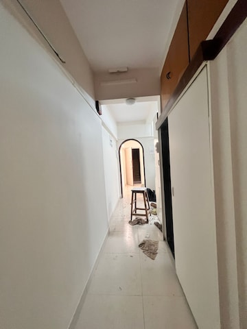 Room in 2 BHK Apartment at Andheri West – for Rent