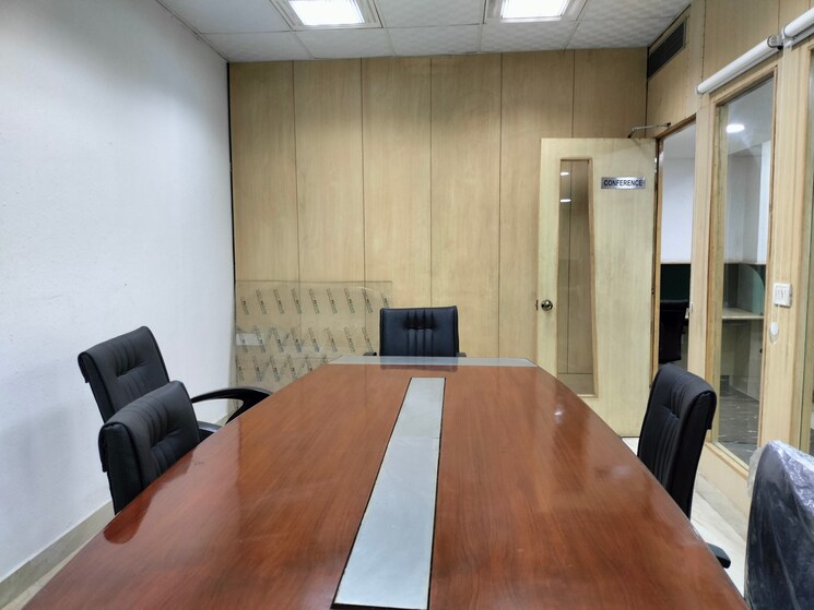 Team Area, okhla industrial estate phase 3 Commercial Office Space 2500 Sq.Ft. In Okhla Industrial Estate Phase 3 Delhi 8893928