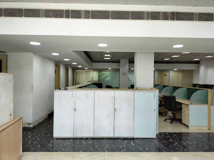 Team Area, okhla industrial estate phase 3 Commercial Office Space 2500 Sq.Ft. In Okhla Industrial Estate Phase 3 Delhi 8893928