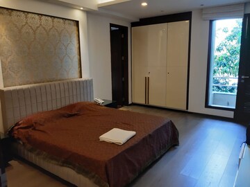 Bedroom in 4 BHK Apartment at Boutique Residential Apartments D-6 4, Vasant Vihar – for Sale
