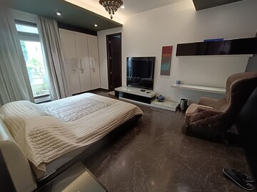 Bedroom in 4 BHK Apartment at Boutique Residential Apartments D-6 4, Vasant Vihar – for Sale