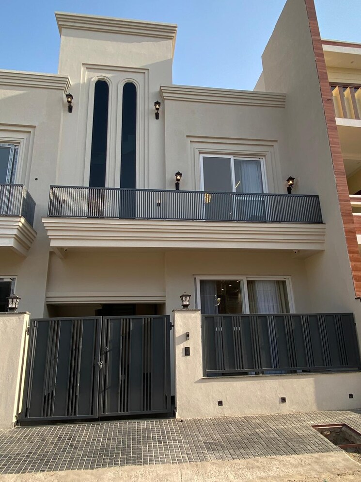 Exterior View, sector 123 4 Bedroom 125 Sq.Yd. Independent House In Sector 123 Mohali 8893944