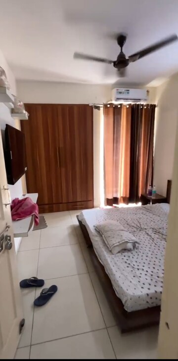 Bedroom in 2 BHK Apartment at Wave Dream Homes, Wave City – for Rent
