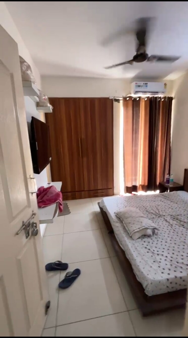 Bedroom, wave-dream-homes 2 Bedroom 808 Sq.Ft. Apartment In Wave City Ghaziabad 8893955