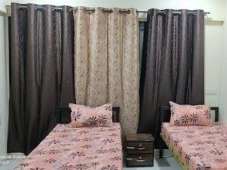 Room, malad west Pg For Boys & Girls In Malad West 8893949