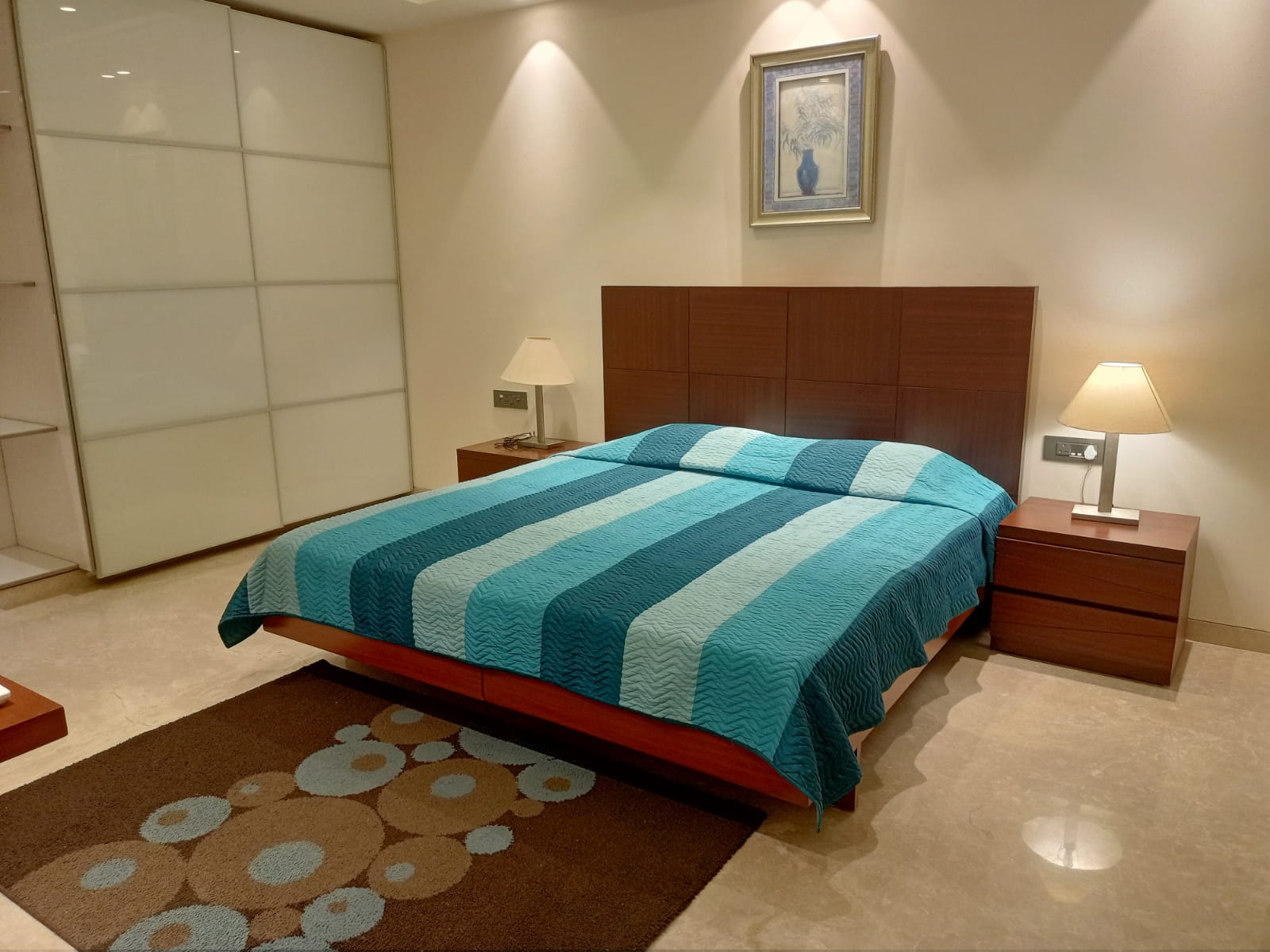 3 BHK + Pooja Room,Servant Room,Study Room,Extra Room Apartment For Rent in Defence Colony