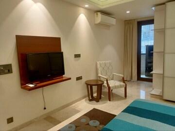 Living Room in 3 BHK Apartment at Defence Colony – for Rent