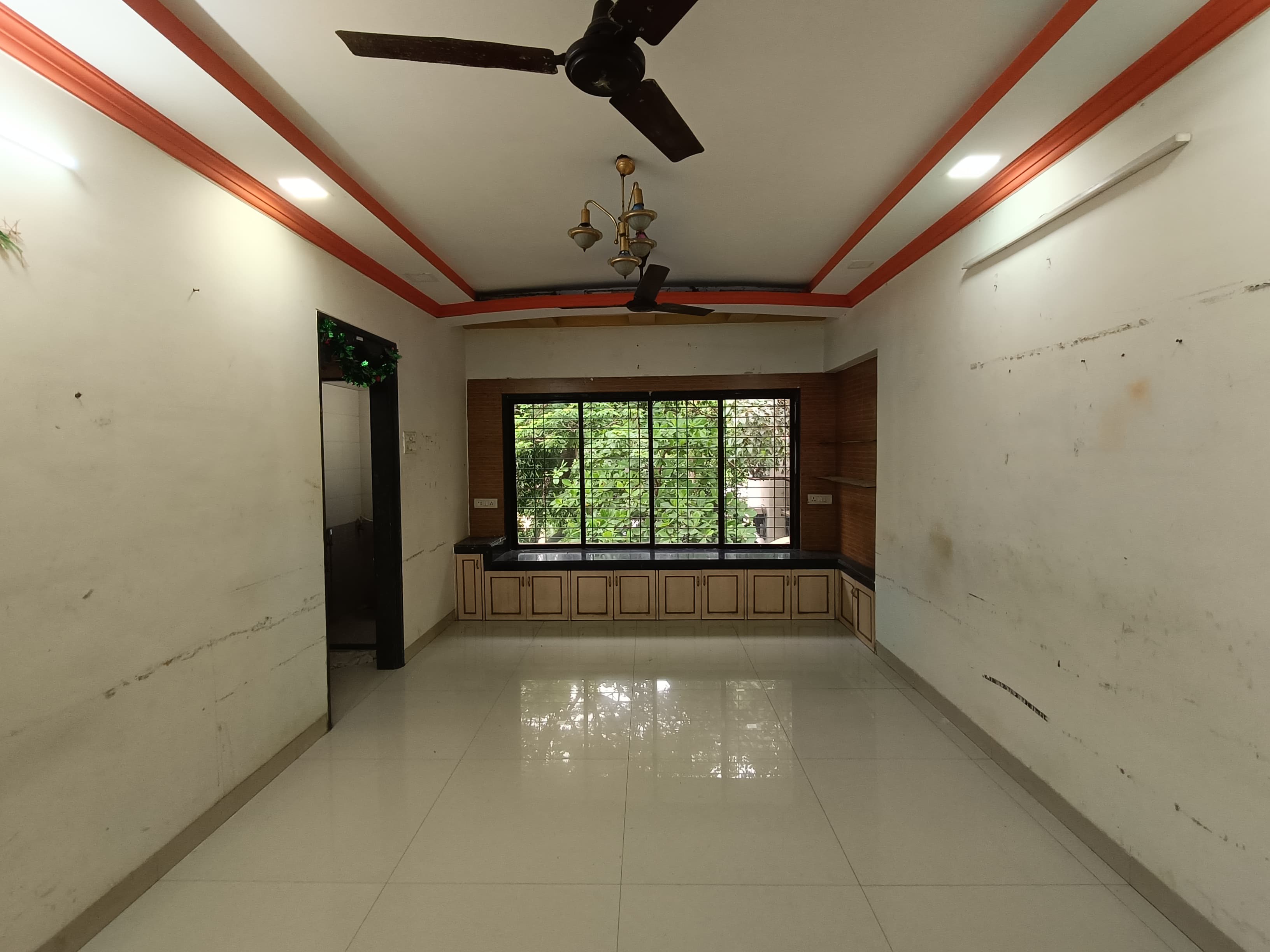 2 BHK Apartment For Rent in Goregaon West