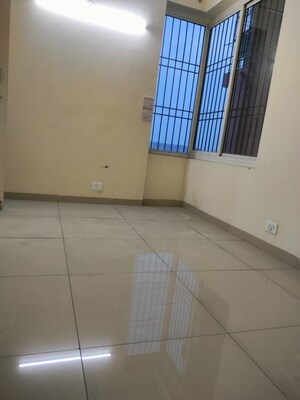 Room in 2 BHK Apartment at Wave Dream Homes, Wave City – for Rent