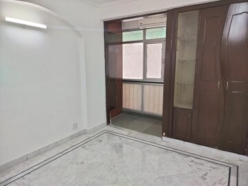 Room in 3 BHK Apartment at Sector 11 Dwarka – for Rent