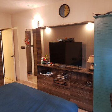 Bedroom in 2 BHK Apartment at Romell Serenity, Oshiwara – for Rent