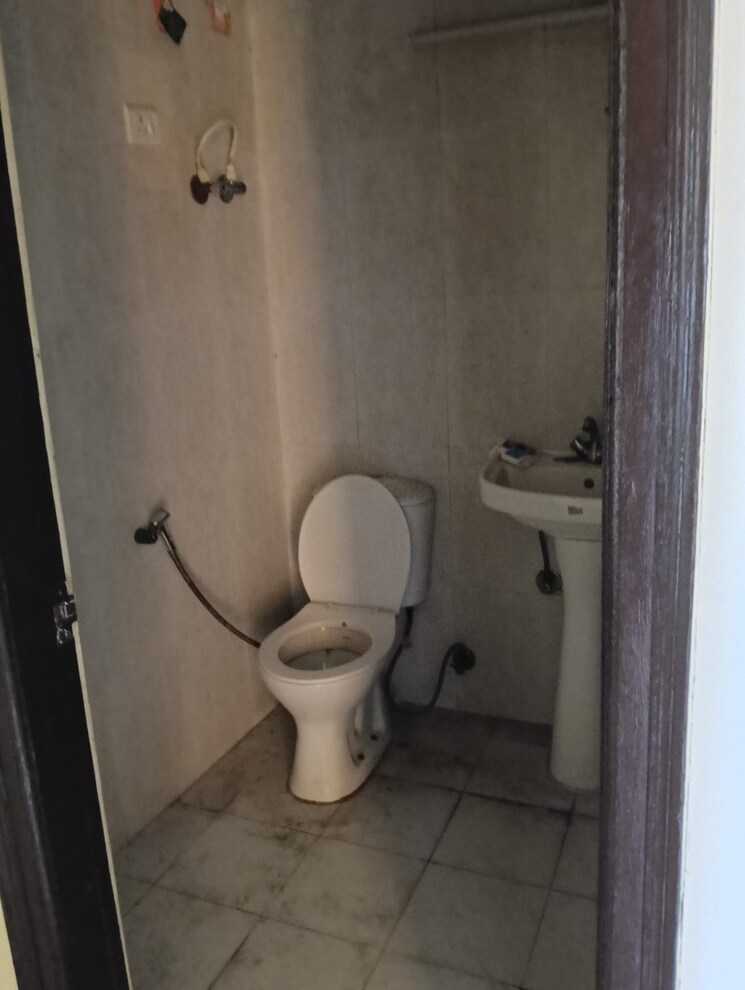 Bathroom, avs-orchard 2 Bedroom 1100 Sq.Ft. Apartment In Sector 77 Noida 8893980