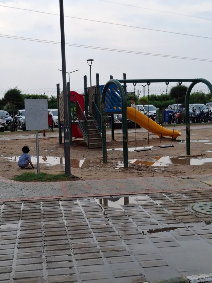 Gym, signature-global-the-roselia 3 Bedroom 1100 Sq.Ft. Apartment In Sector 95a Gurgaon 8893991