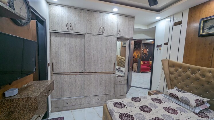 Room, sector 11 dwarka 4 Bedroom 1600 Sq.Ft. Apartment In Sector 11 Dwarka Delhi 8893999