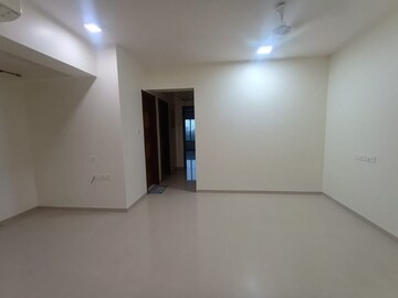 Room in 2 BHK Apartment at RNA Continental, Chembur – for Rent