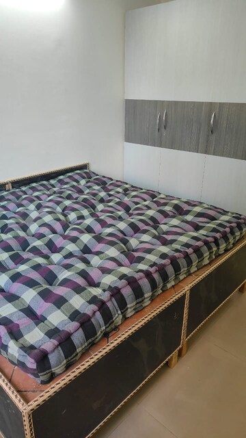Bedroom in 2 BHK Apartment at Express Zenith, Sector 77 – for Rent