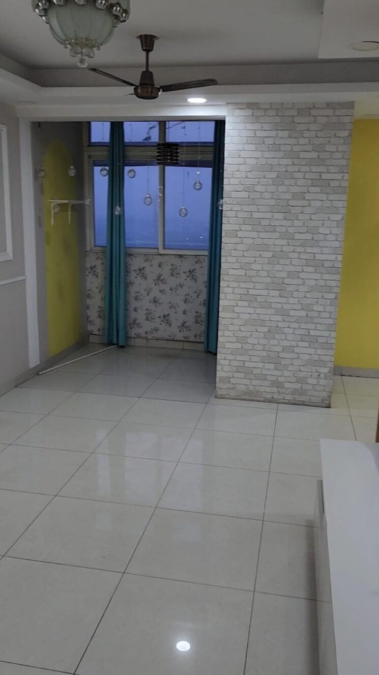 Bathroom, express-zenith 2 Bedroom 1085 Sq.Ft. Apartment In Sector 77 Noida 8894000