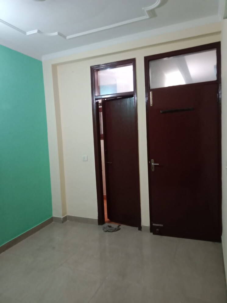 Room, sector 19 dwarka 2 Bedroom 800 Sq.Ft. Builder Floor In Sector 19 Dwarka Delhi 8894016