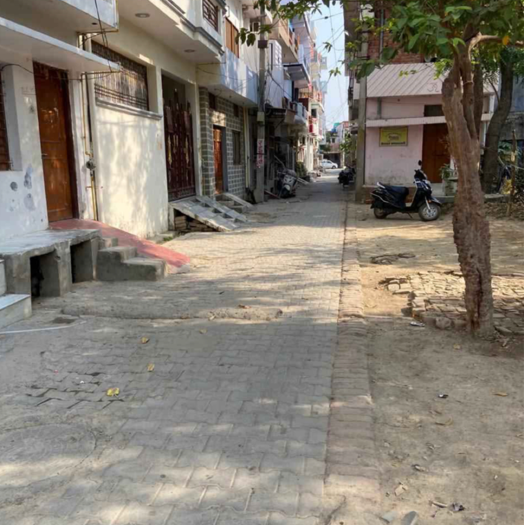  Parking, unitech-south-city 2 Bedroom 330 Sq.Ft. Independent House In South City Lucknow 8894029